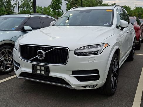 Used 2019 Volvo XC90 T6 Momentum w/ Advanced Package AWD/4WD image 5