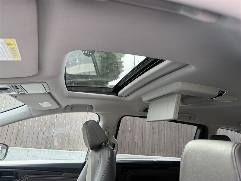 Used 2020 Honda Odyssey Touring image 14