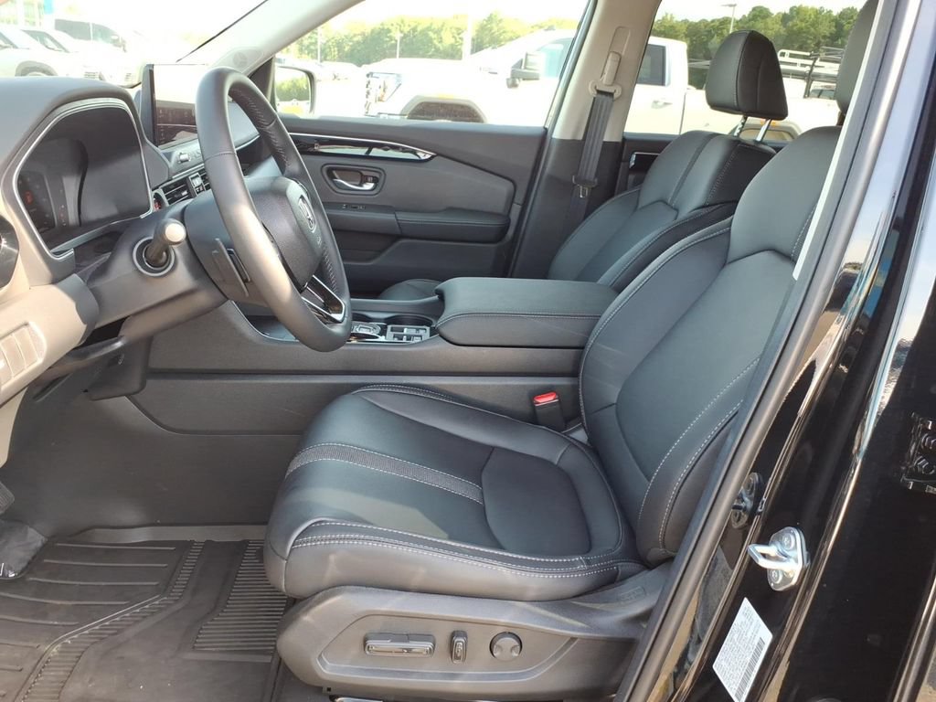 Used 2026 Honda Passport RTL image 12