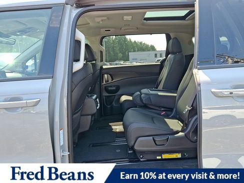 New 2025 Kia Carnival SX w/ SX Dark Edition Package image 6