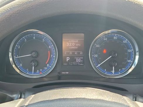 Used 2019 Toyota Corolla LE FWD image 21