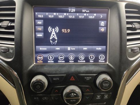 Used 2018 Jeep Grand Cherokee Limited RWD image 25