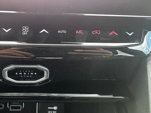 New 2026 Jeep Grand Cherokee Limited AWD/4WD image 39