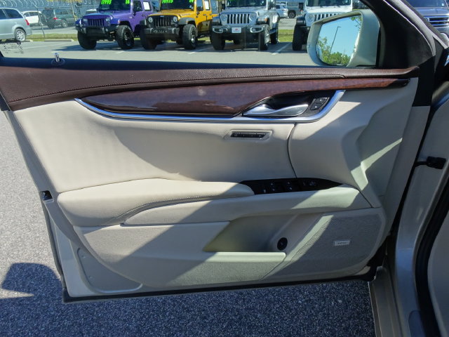 Used 2014 Cadillac XTS Luxury w/ Driver Awareness Package FWD image 13