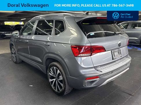 Used 2024 Volkswagen Taos SE FWD image 15