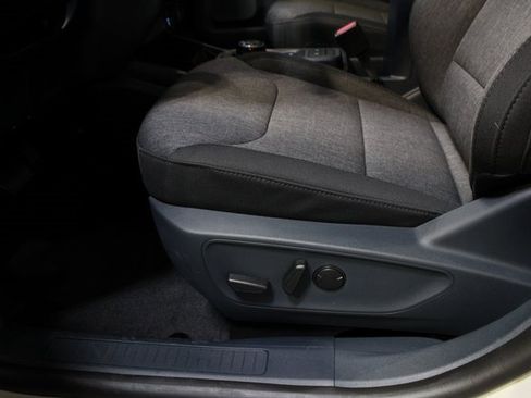 New 2025 Ford Maverick XLT w/ XLT Luxury Package image 4