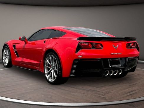 Used 2019 Chevrolet Corvette Grand Sport RWD image 4