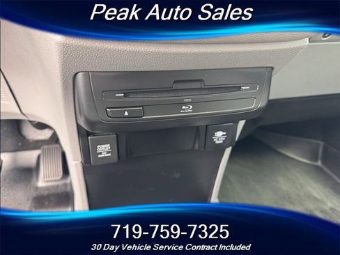 Used 2018 Honda Odyssey Elite image 25
