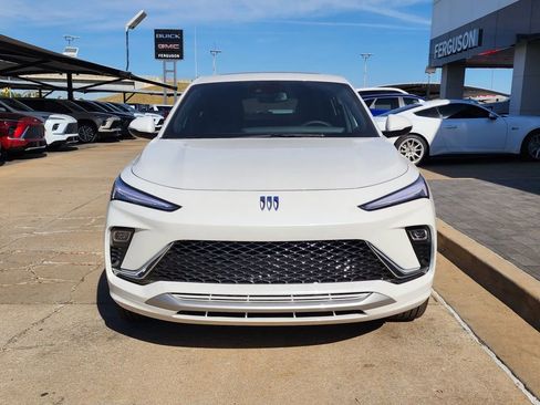 New 2026 Buick Envista Avenir image 9