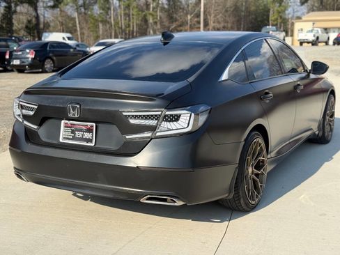 Used 2020 Honda Accord Sport image 9