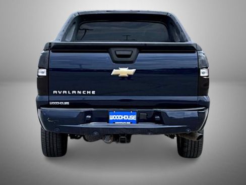 Used 2007 Chevrolet Avalanche LT w/ LT Preferred Equipment Group AWD/4WD image 6