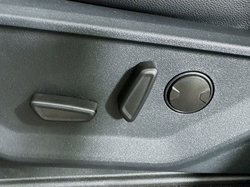 New 2026 Ford F150 XLT w/ Equipment Group 302A MID image 19