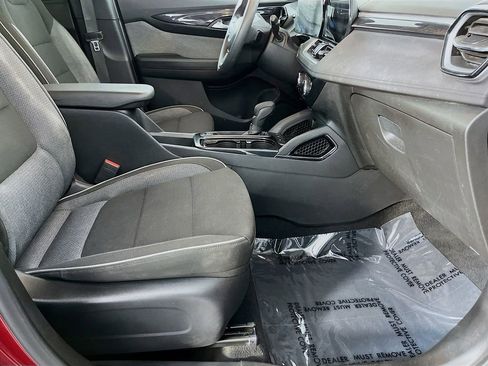 Used 2024 Chevrolet TrailBlazer LT w/ Driver Confidence Package FWD image 31
