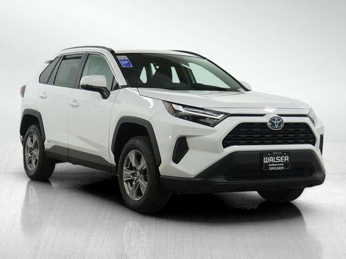 Used 2023 Toyota RAV4 LE image 7