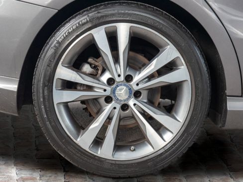 Used 2018 Mercedes-Benz CLA 250 4MATIC image 35