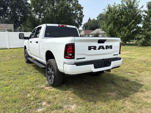Used 2025 RAM 2500 Big Horn AWD/4WD image 7