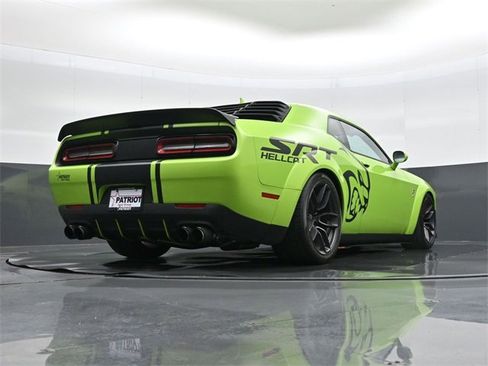 Used 2019 Dodge Challenger SRT Hellcat image 26