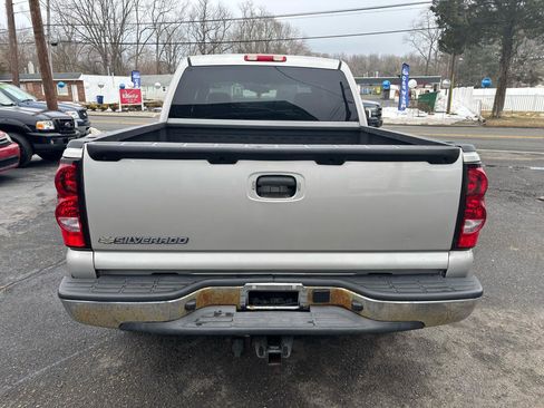 Used 2006 Chevrolet Silverado 1500 LT w/ Onstar Plus Package image 6