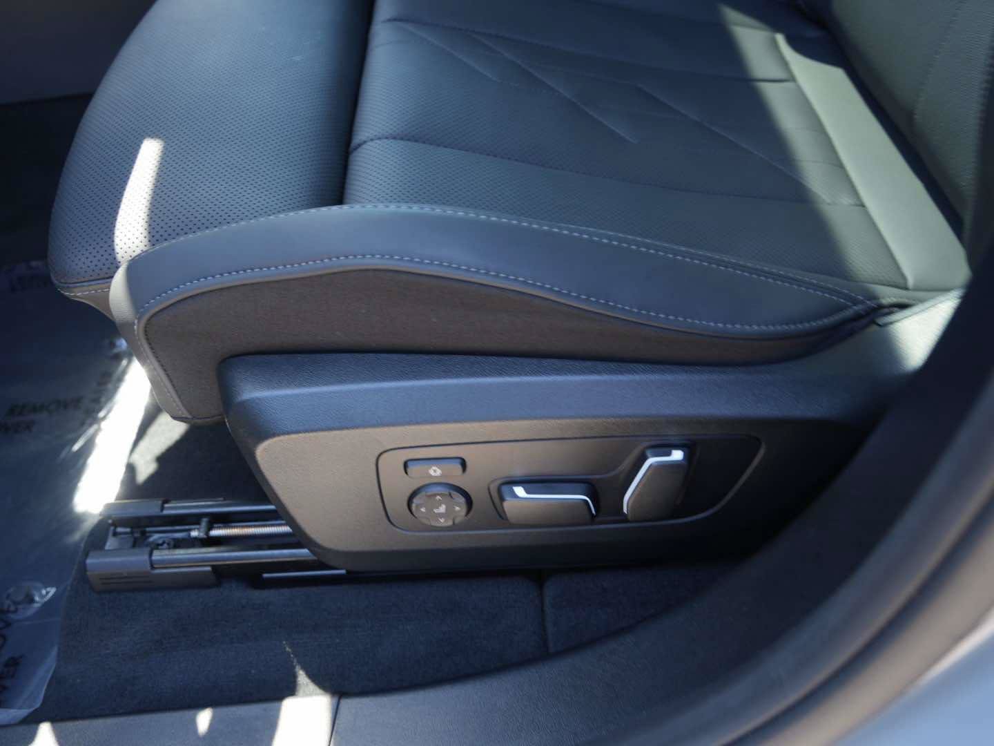 Used 2026 BMW X3 M50 w/ Premium Package AWD/4WD image 18