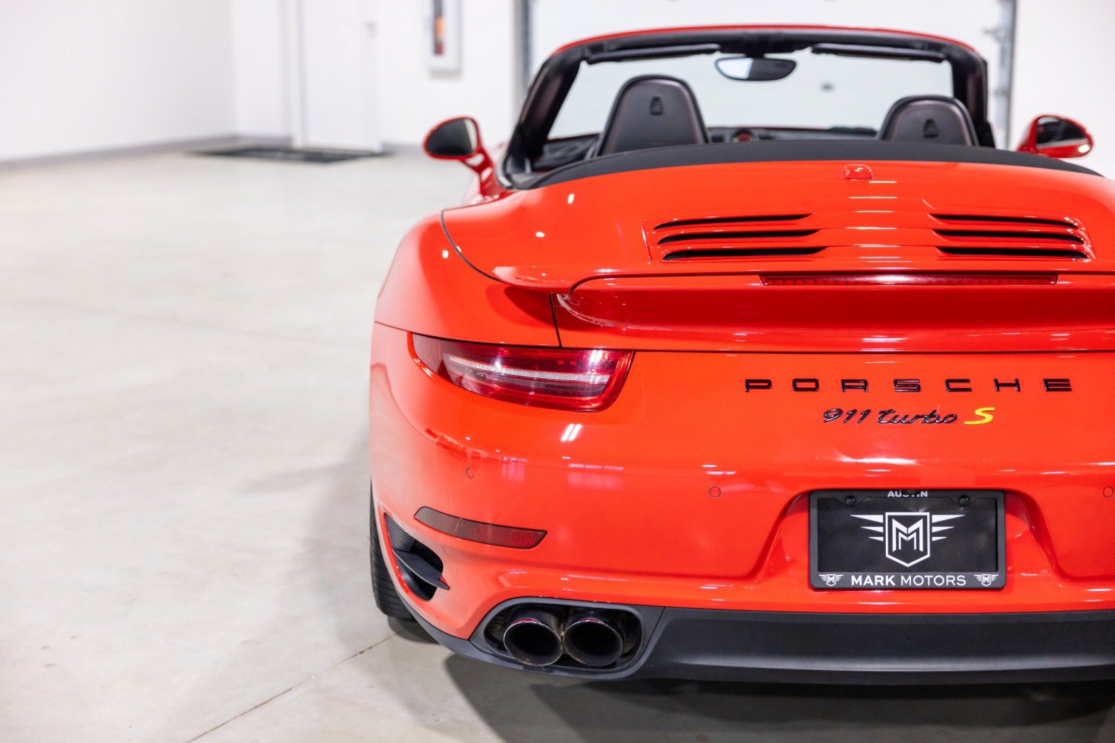 Used 2014 Porsche 911 Turbo S AWD/4WD image 14