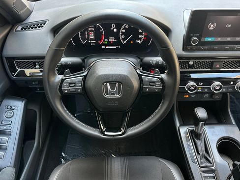 Used 2023 Honda Civic Sport image 13