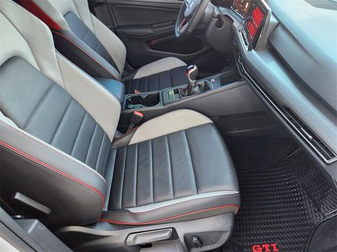 Used 2022 Volkswagen GTI SE image 14