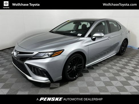 Used 2024 Toyota Camry XSE FWD image 1