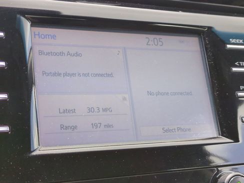 Used 2019 Toyota Camry SE image 31