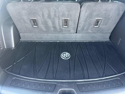 Used 2021 Buick Enclave Avenir w/ Avenir Technology Package AWD/4WD image 17