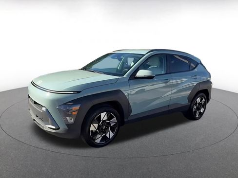 Used 2025 Hyundai Kona SEL image 8