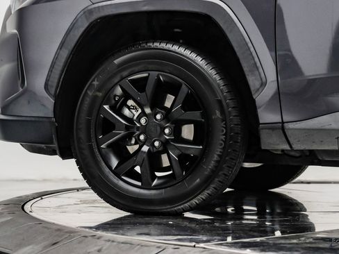 Used 2021 Toyota RAV4 LE image 89