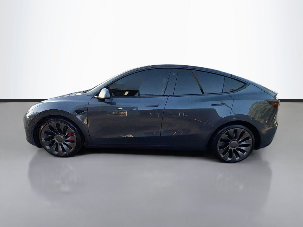 Used 2022 Tesla Model Y Performance AWD/4WD image 4
