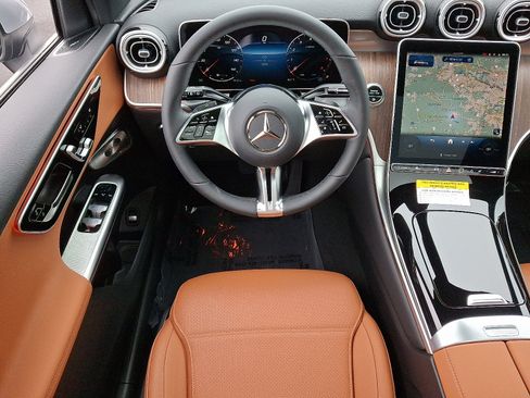 New 2026 Mercedes-Benz GLC 300 4MATIC image 9