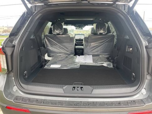 New 2026 Ford Explorer ST-Line AWD/4WD image 14