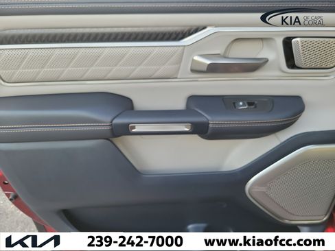 Used 2025 RAM 1500 Tungsten AWD/4WD image 13