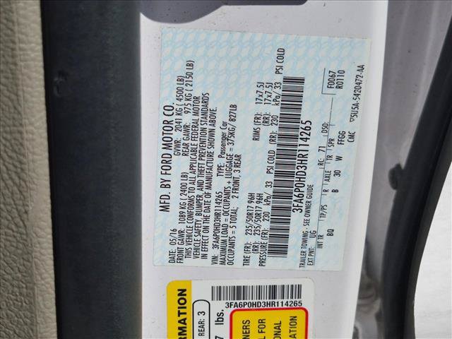 Used 2017 Ford Fusion SE FWD image 17