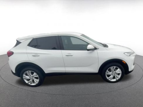 Used 2025 Buick Encore GX Preferred image 16