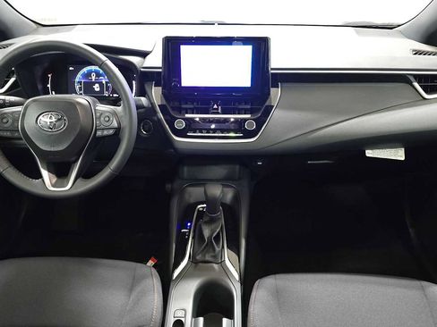 Used 2026 Toyota Corolla SE FWD image 17