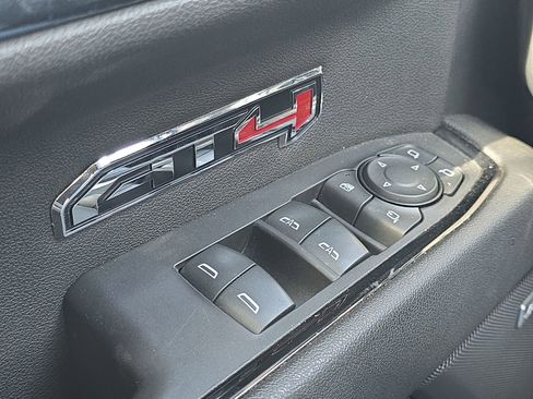 Used 2023 GMC Sierra 1500 AT4 w/ Technology Package image 13