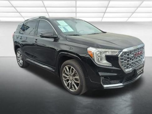 Certified 2022 GMC Terrain Denali w/ Denali Premium Package AWD/4WD image 1