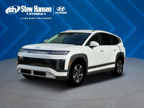 New 2026 Hyundai Ioniq 9 SE image 1