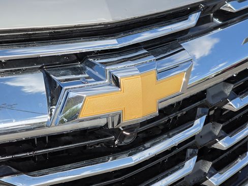 Used 2026 Chevrolet Equinox LT FWD image 29