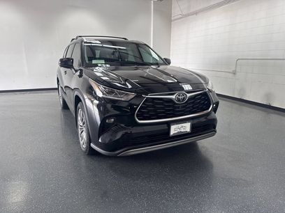 Used 2021 Toyota Highlander Platinum