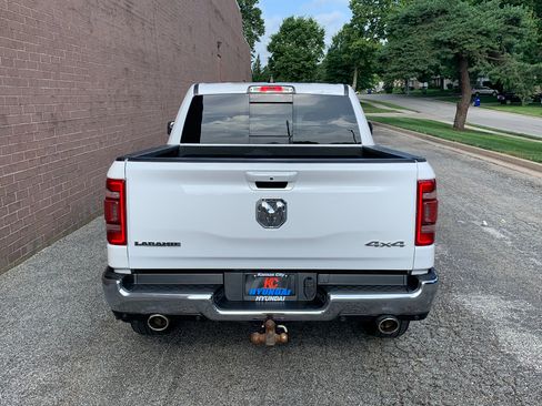 Used 2023 RAM 1500 Laramie AWD/4WD image 4
