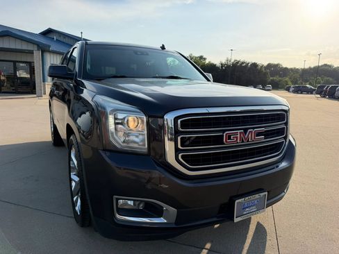 Used 2015 GMC Yukon SLT RWD image 28