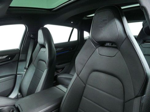 New 2026 Porsche Panamera image 5