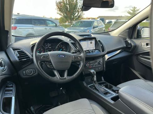 Used 2017 Ford Escape Titanium image 22