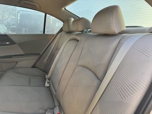 Used 2015 Honda Accord LX image 24