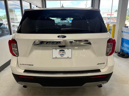 Used 2023 Ford Explorer Limited w/ Limited Technology Package AWD/4WD image 8