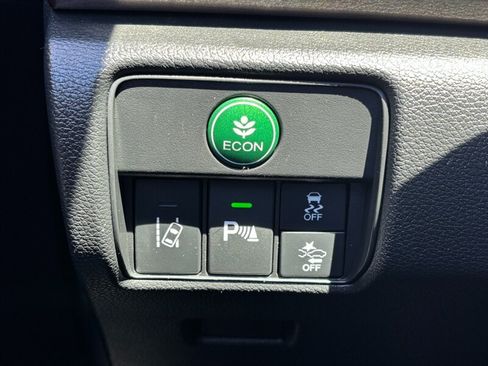 Used 2016 Honda Accord Touring image 18